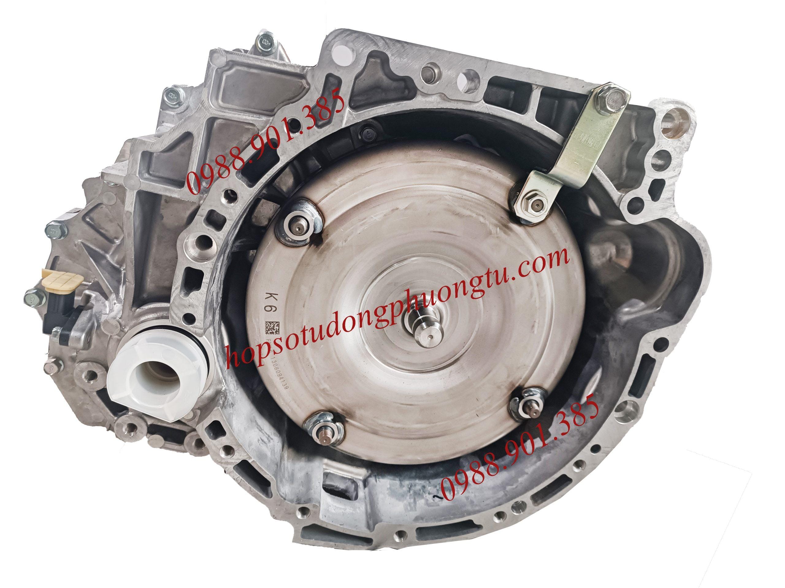 Đèn báo lỗi động cơ sáng khi xe gặp mã lỗi P0765, dấu hiệu cần kiểm tra tại Auto Speedy